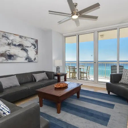 Silver Beach Towers E702